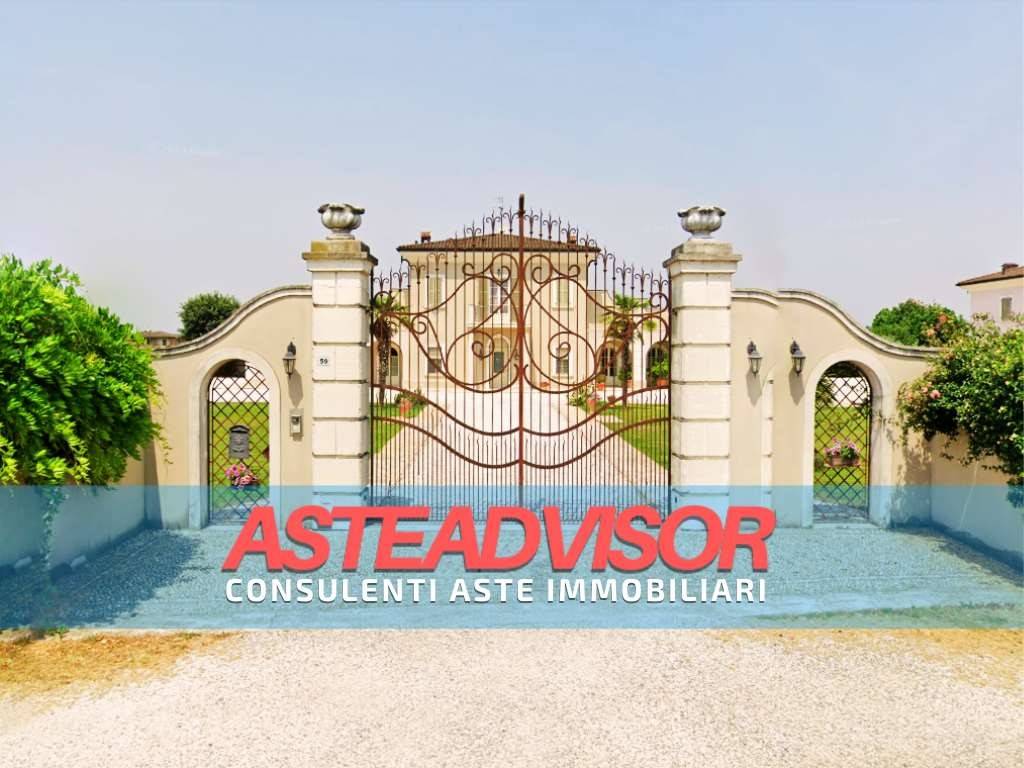 casa indipendente in vendita ad Orzinuovi in zona Coniolo