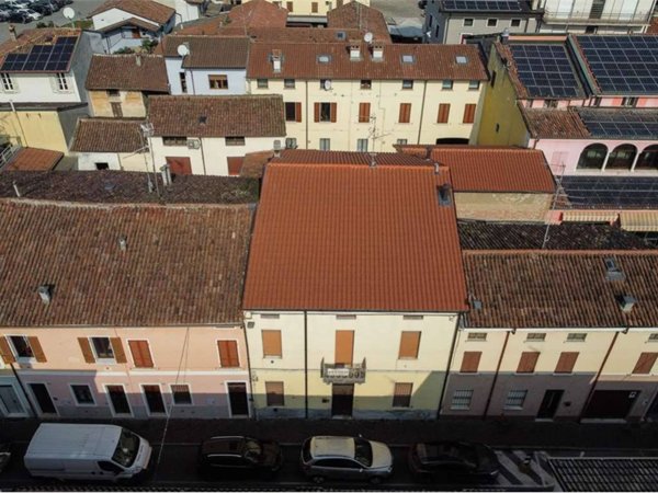 casa indipendente in vendita ad Orzinuovi