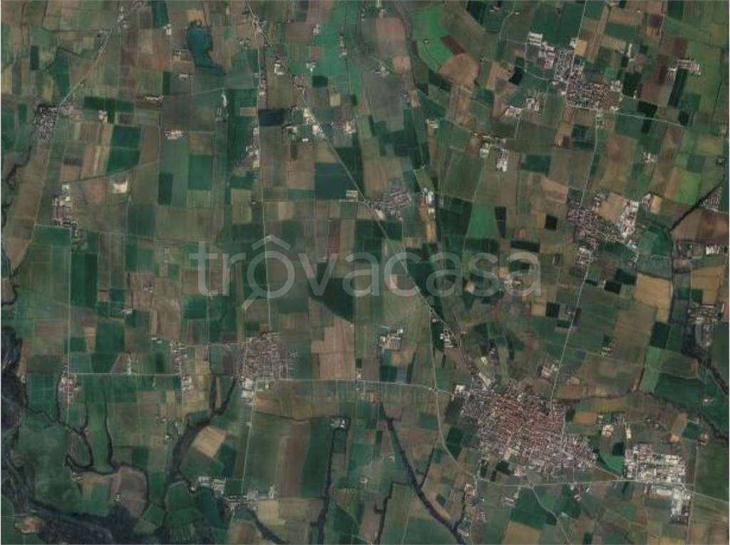 casale in vendita ad Orzinuovi in zona Ovanengo