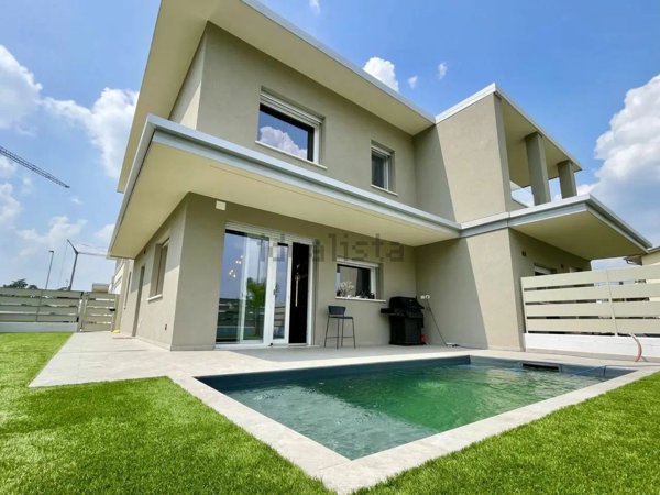 casa indipendente in vendita ad Orzinuovi