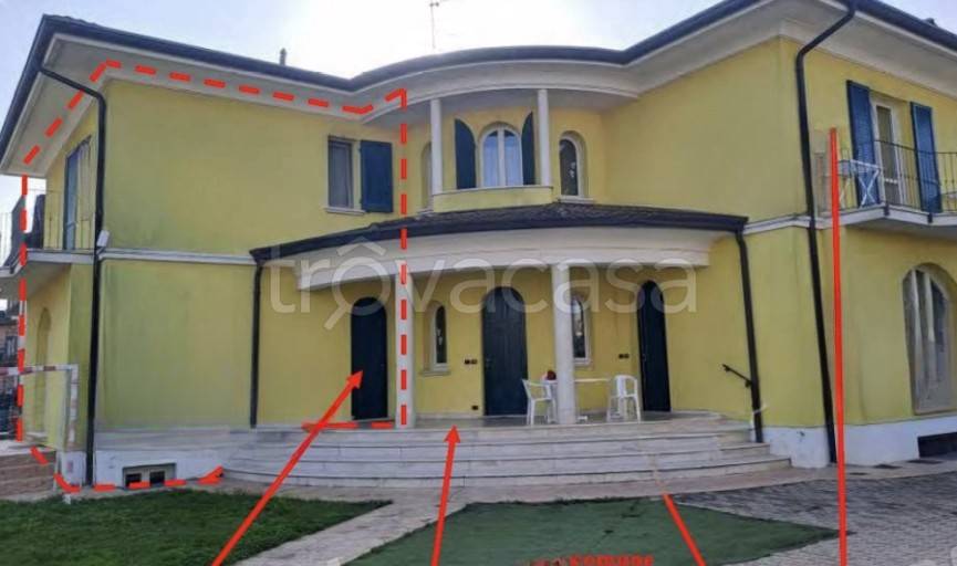 casa indipendente in vendita ad Orzinuovi