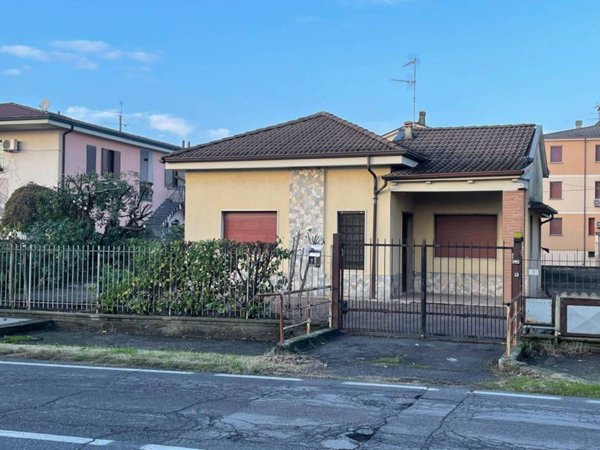 casa indipendente in vendita ad Orzinuovi