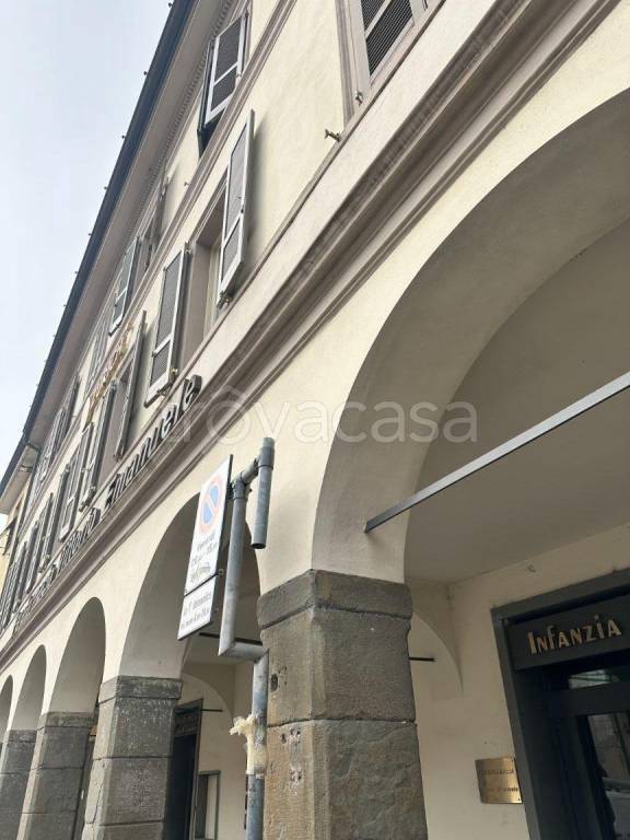 negozio in vendita ad Orzinuovi