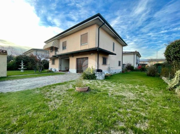 casa indipendente in vendita ad Orzinuovi