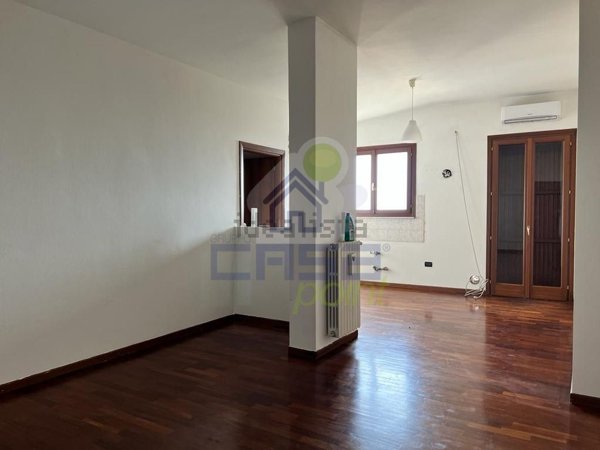 appartamento in vendita ad Orzinuovi in zona Coniolo