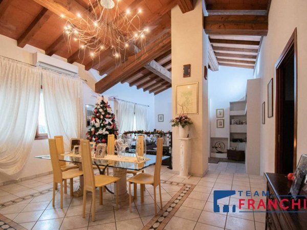 casa indipendente in vendita ad Orzivecchi
