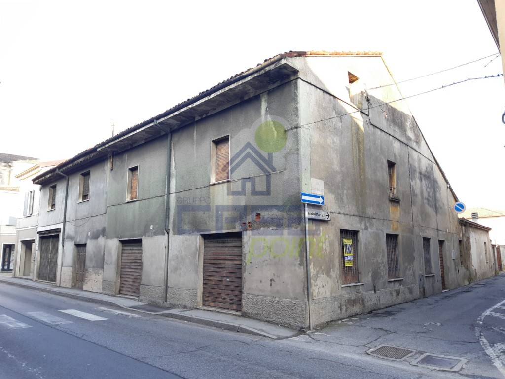 casa indipendente in vendita ad Orzivecchi