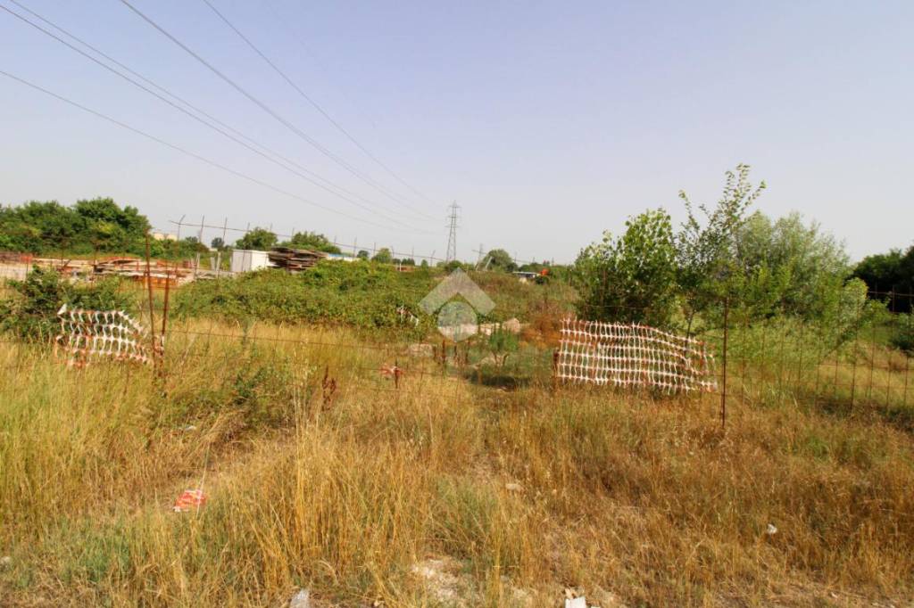 terreno edificabile in vendita ad Orzivecchi