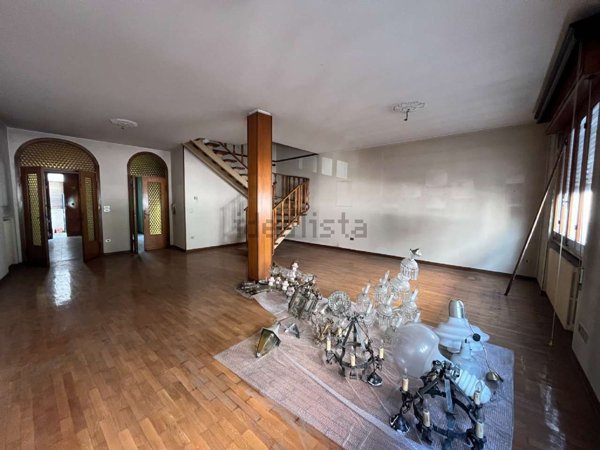 negozio in vendita ad Orzivecchi