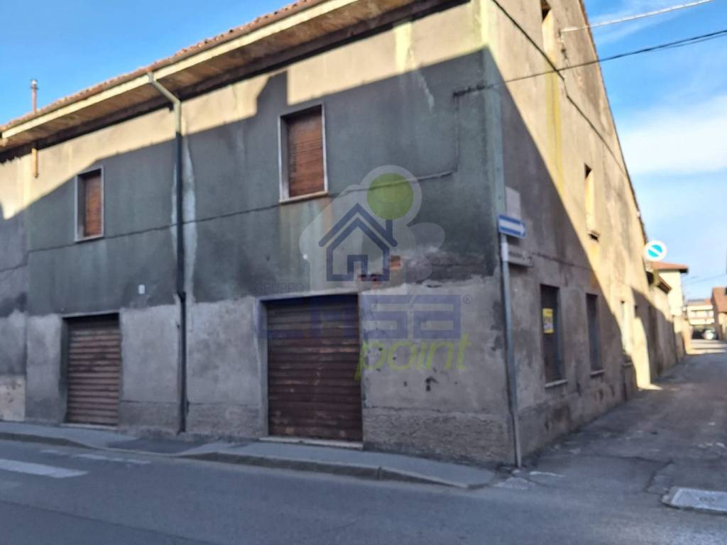 casa indipendente in vendita ad Orzivecchi