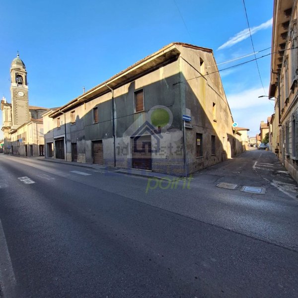 casa indipendente in vendita ad Orzivecchi