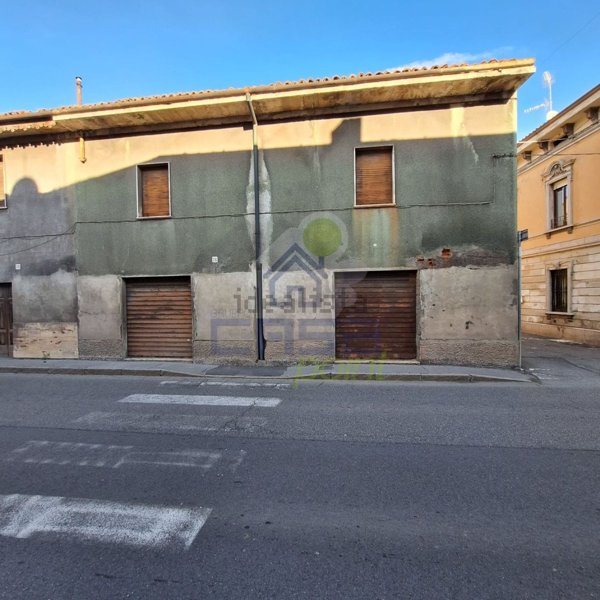 casa indipendente in vendita ad Orzivecchi