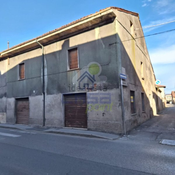 casa indipendente in vendita ad Orzivecchi