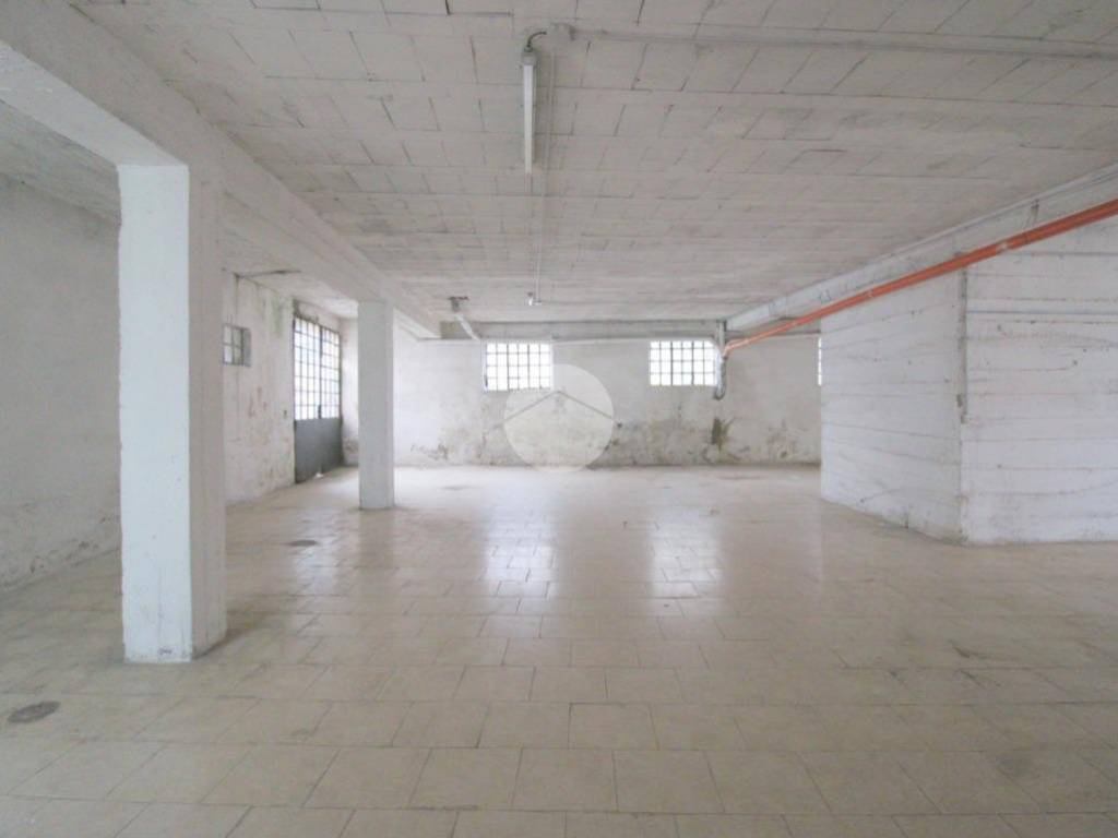 locale di sgombero in vendita ad Ospitaletto