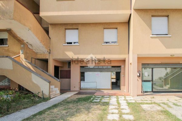 locale di sgombero in vendita ad Ospitaletto