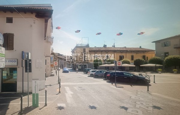 appartamento in vendita ad Ospitaletto in zona Centro Storico