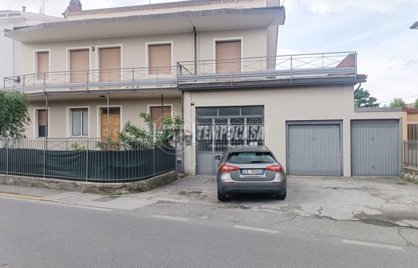 casa semindipendente in vendita ad Ospitaletto