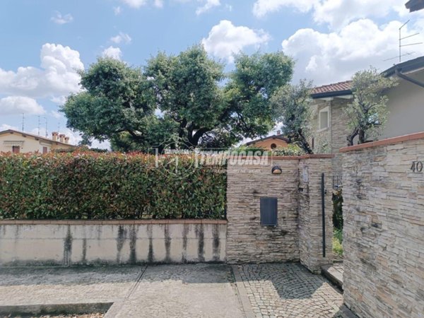 casa indipendente in vendita ad Ospitaletto in zona Centro Storico