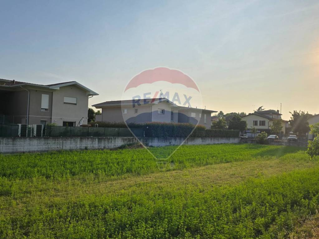 terreno edificabile in vendita ad Ospitaletto