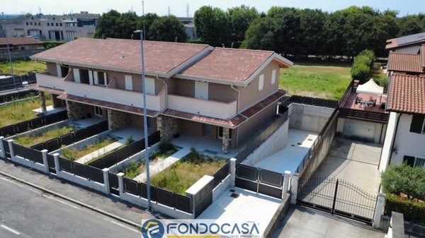 casa indipendente in vendita ad Ospitaletto