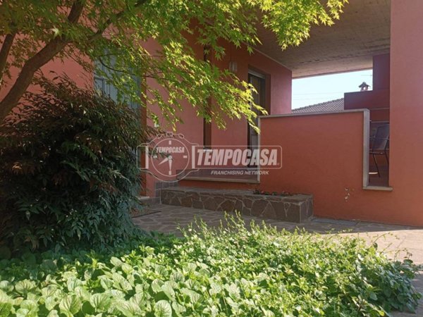 casa indipendente in vendita ad Ospitaletto