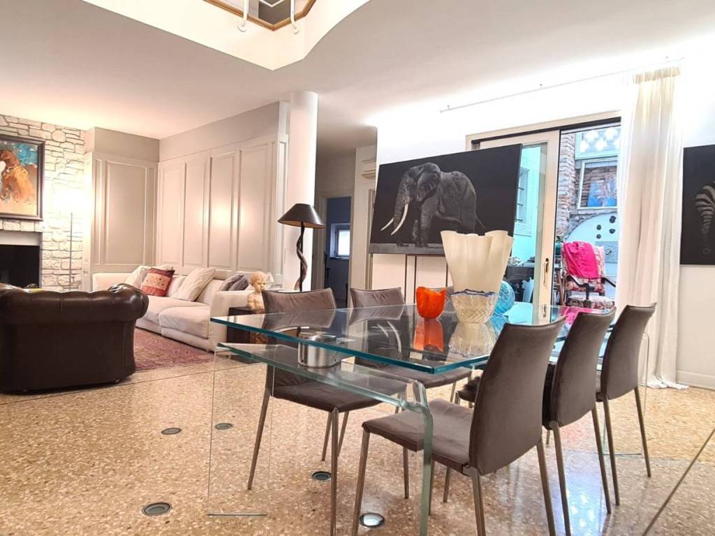 casa indipendente in vendita ad Ospitaletto in zona Centro Storico