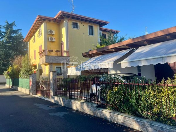 casa indipendente in vendita ad Ospitaletto