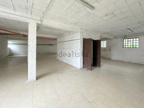 locale di sgombero in vendita ad Ospitaletto