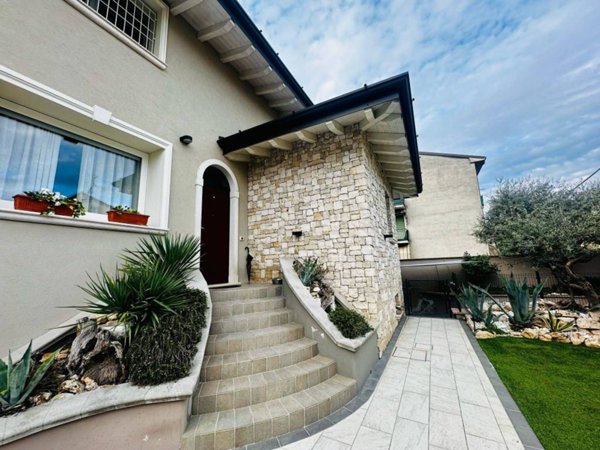 casa indipendente in vendita ad Ospitaletto