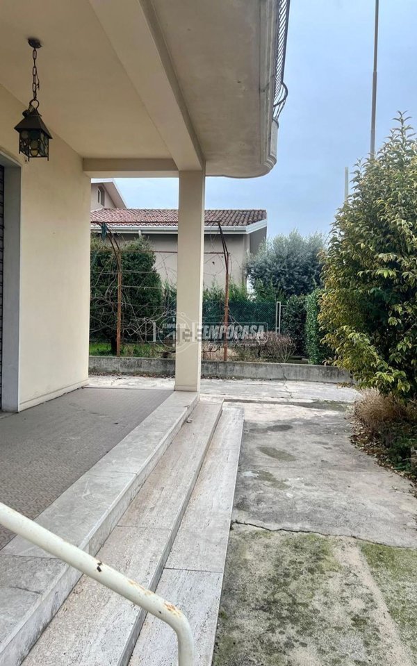 appartamento in vendita ad Ospitaletto in zona Centro Storico