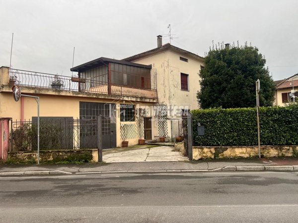 appartamento in vendita ad Ospitaletto in zona Centro Storico