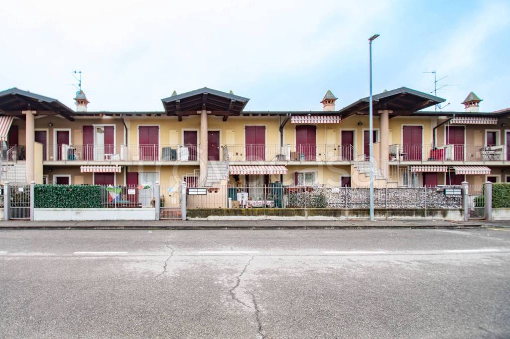 appartamento in vendita ad Ospitaletto in zona Centro Storico