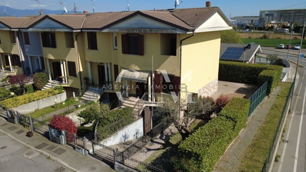 casa indipendente in vendita ad Ospitaletto