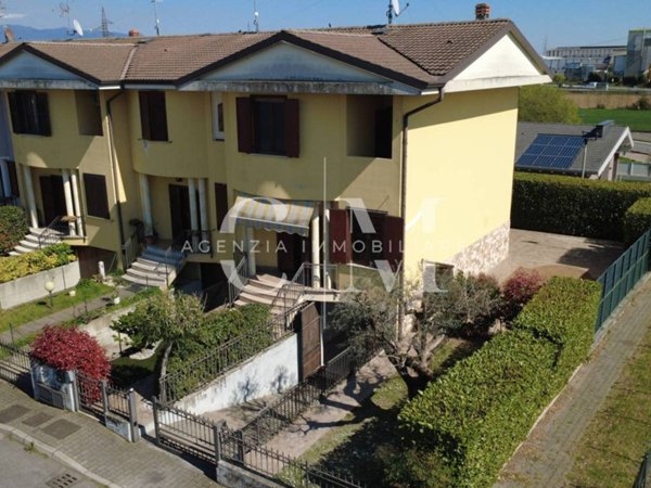 casa indipendente in vendita ad Ospitaletto