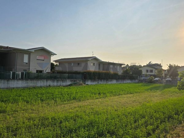 terreno edificabile in vendita ad Ospitaletto