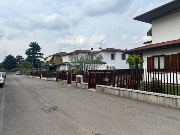 appartamento in vendita ad Ospitaletto in zona Centro Storico