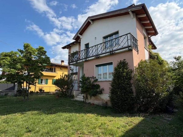 casa indipendente in vendita ad Ospitaletto in zona Centro Storico