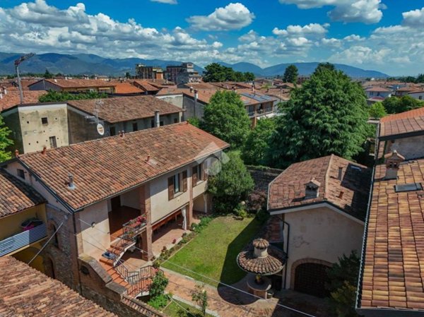 casa indipendente in vendita ad Ospitaletto in zona Centro Storico