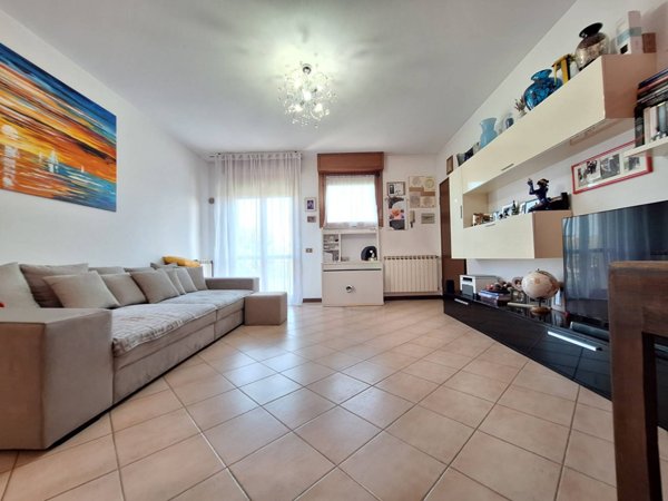 appartamento in vendita ad Ospitaletto in zona Centro Storico