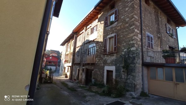 esavano in vendita ad Ossimo