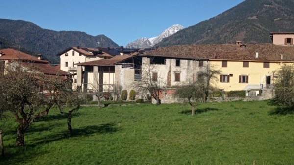 casa indipendente in vendita ad Ossimo