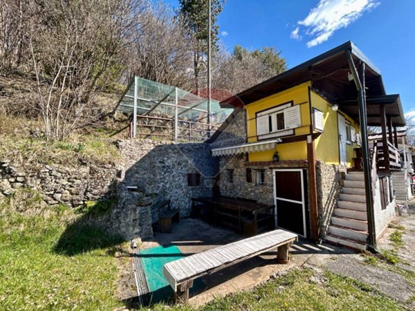 casa indipendente in vendita ad Ossimo