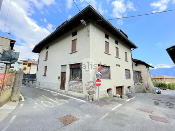 casa semindipendente in vendita ad Ossimo