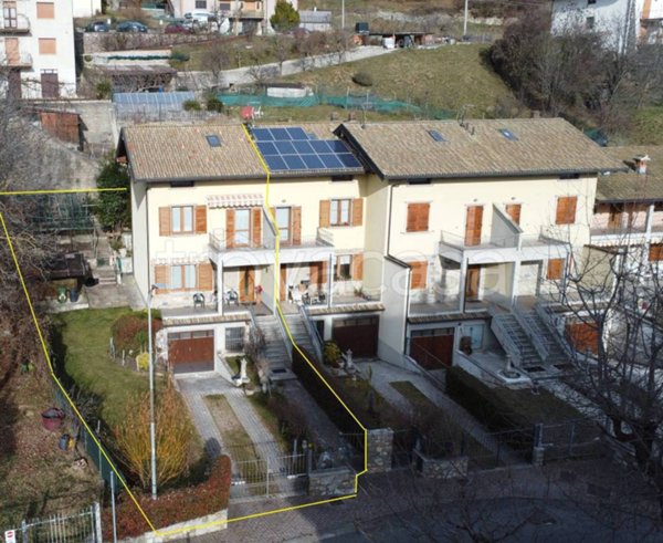 casa indipendente in vendita ad Ossimo