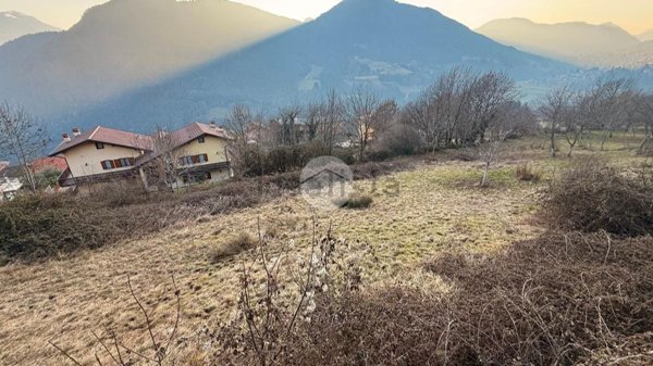 terreno edificabile in vendita ad Ossimo