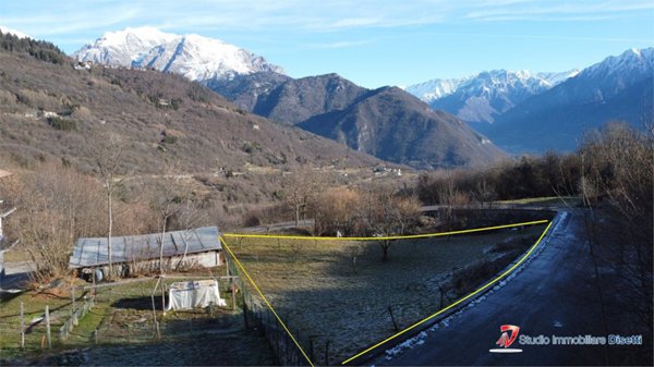 terreno edificabile in vendita ad Ossimo