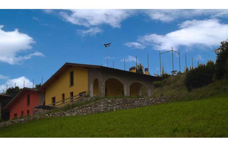 casa indipendente in vendita ad Ossimo