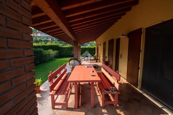 casa indipendente in vendita a Padenghe sul Garda