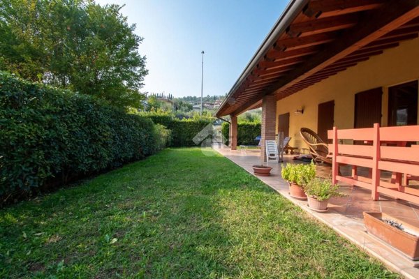 appartamento in vendita a Padenghe sul Garda