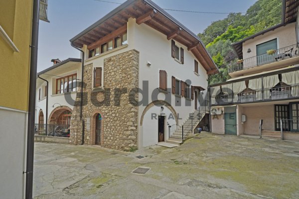 appartamento in vendita a Padenghe sul Garda